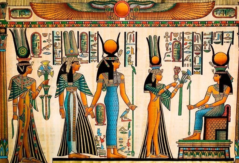 Первое обрезание было сделано в Древнем Египте. В то время его делали каменными ножницами