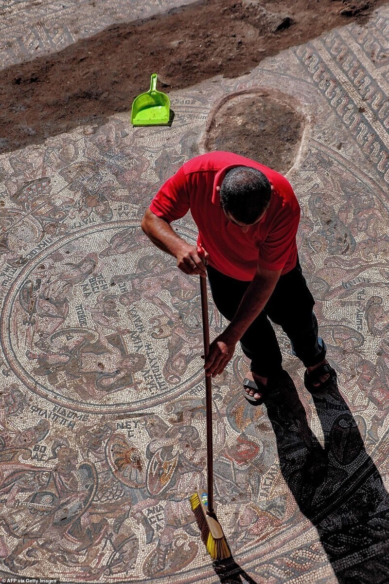 В Сирии найдена редчайшая мозаика с изображением сцен Троянской войны
