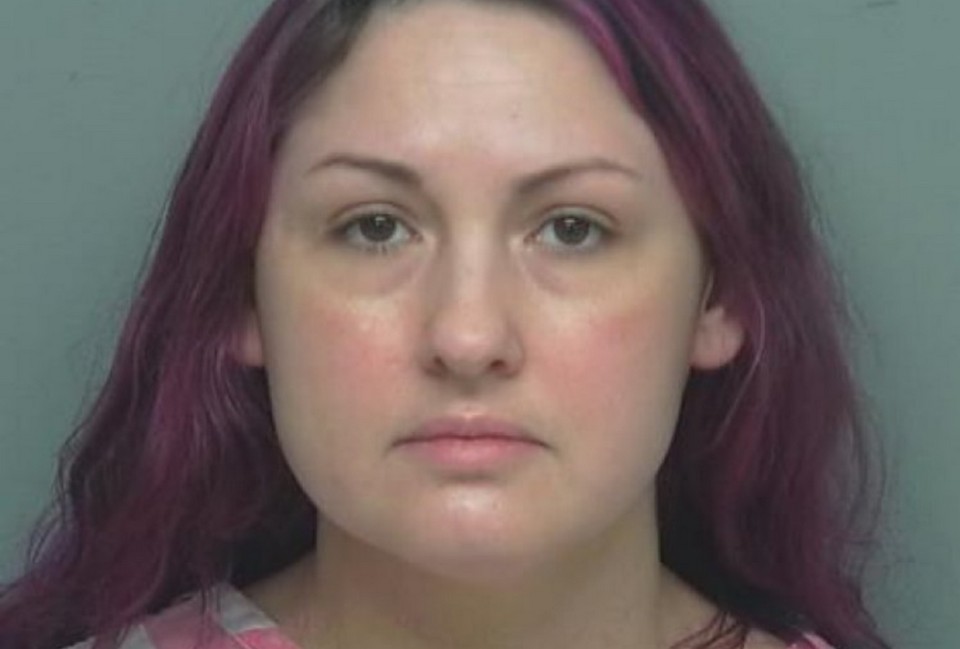 37-летнюю учительницу приговорил к 10 годам тюрьмы за секс с учеником