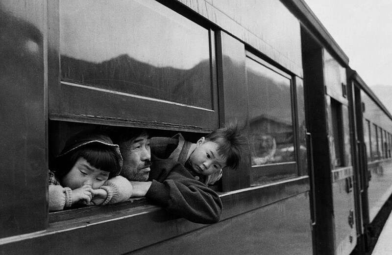 «Путешествие», 1959. Фотограф Сёмэй Томацу