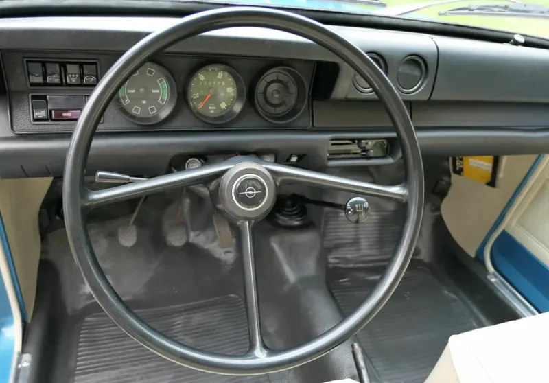 Взгляните на Opel Kadett 1970 года в прекрасном состоянии