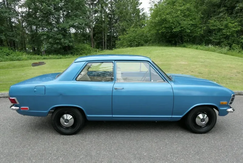 Взгляните на Opel Kadett 1970 года в прекрасном состоянии