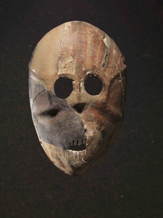 Самая старая маска в мире: артефакт возрастом 9000 лет