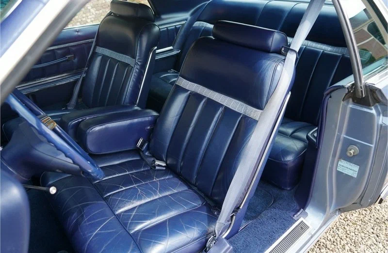 Редкий Lincoln Continental Mark V Givenchy Edition 1979 года — голубая мечта наизнанку