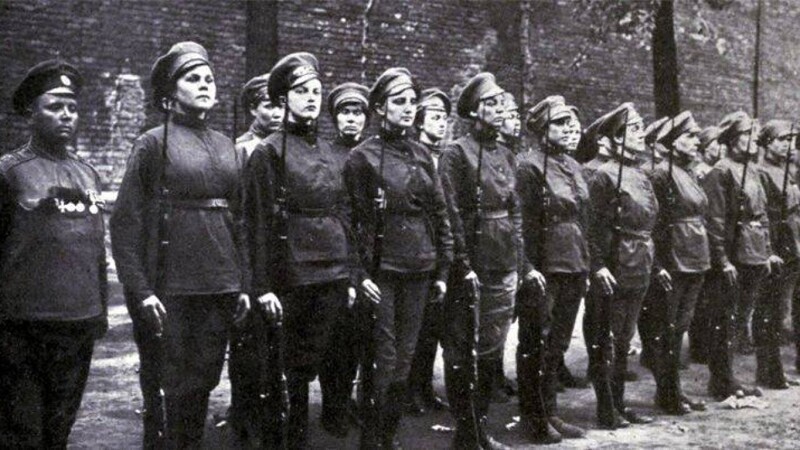 Для чего нужны были женские "батальоны смерти"