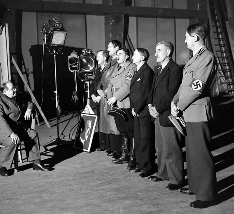 Кастинг двойников Гитлера на киностудии в Вене. Вена. Американская зона оккупации Австрии. 1949 год