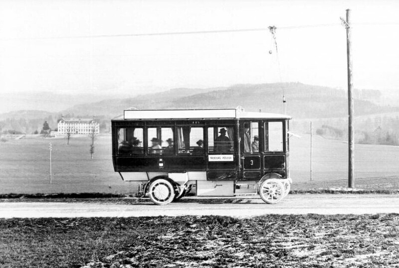  Первая троллейбусная линия в Швейцарии, 1912 год