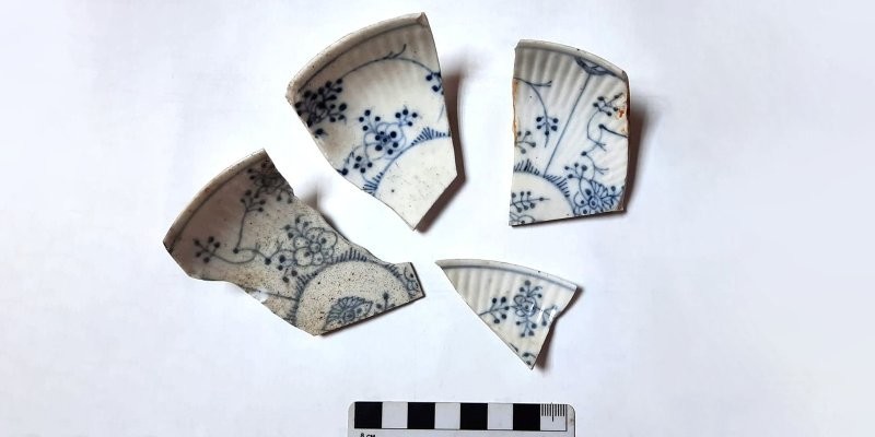 При раскопках на Таганке обнаружили набор старинной кухонной посуды XVIII века⁠⁠