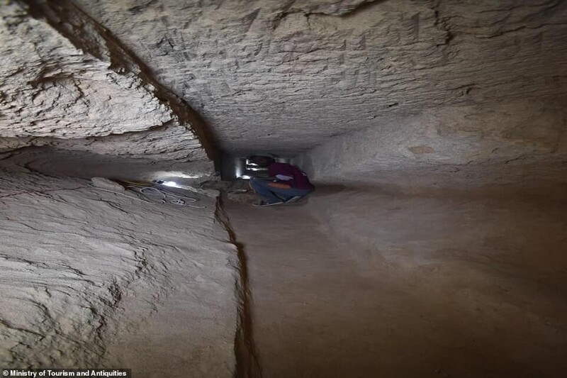 Археологи нашли могилу Клеопатры