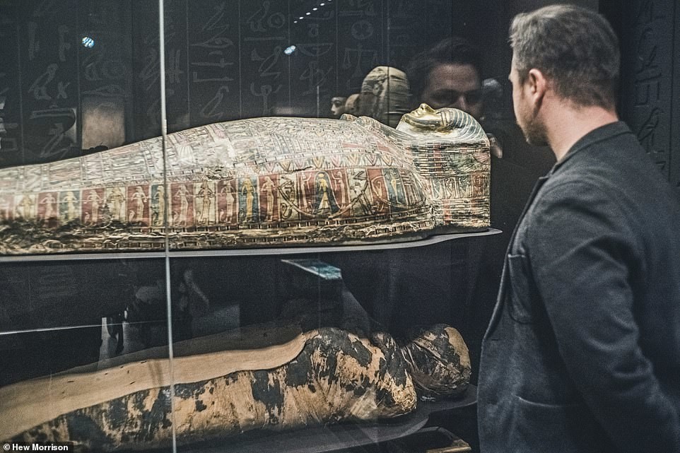 Итальянские ученые воссоздали лицо беременной египетской мумии