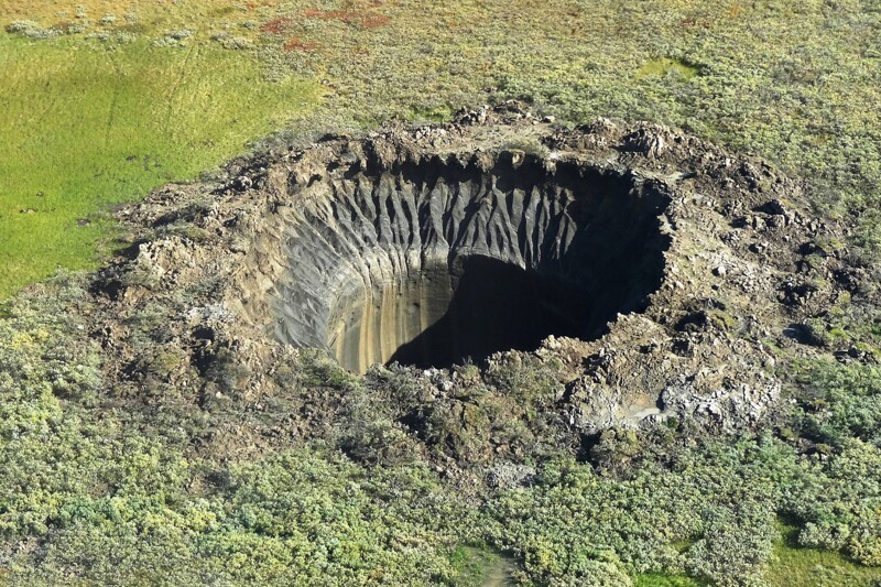 Кратер на Ямале — первый известный криовулкан Земли
