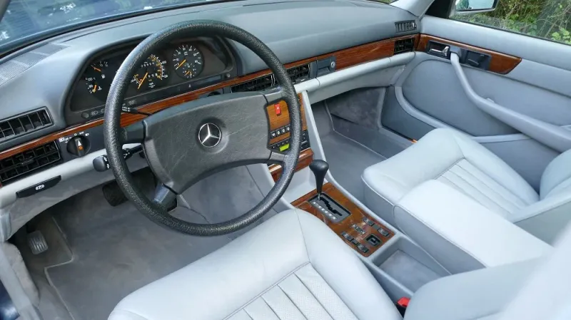 Дизельный Mercedes-Benz 1983 года, который можно было купить только в Америке