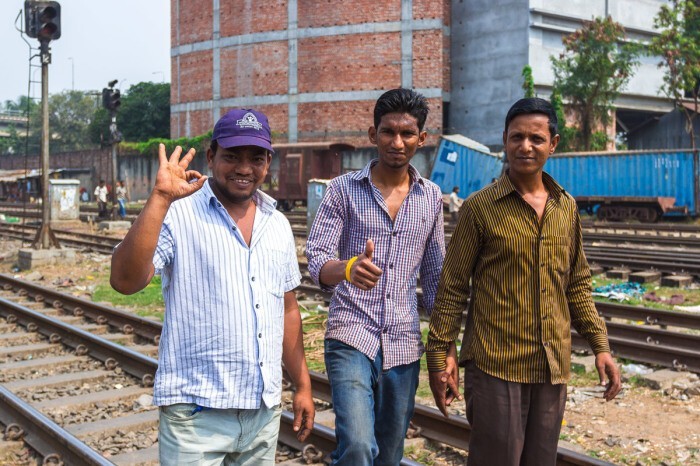 Почему в Индии и в ряде стран этого региона взрослые мужчины держатся за руки
