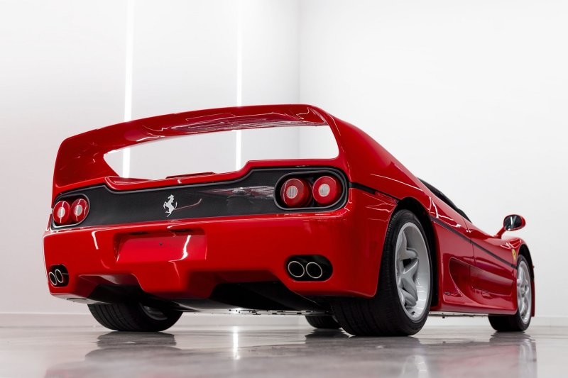 Безупречный Ferrari F50 1995 года может быть продан за 6,5 миллионов долларов в следующем месяце