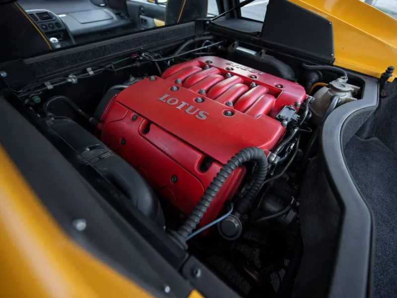 Lotus Esprit V8 25th Anniversary Edition: на таком можно и к Джулии Робертс подкатить