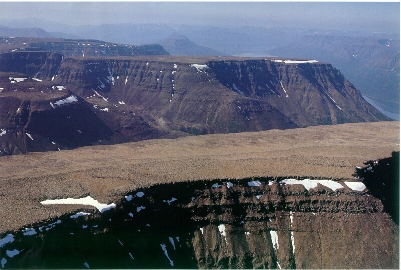 Лавовое плато Путорана — результат извержения супервулкана