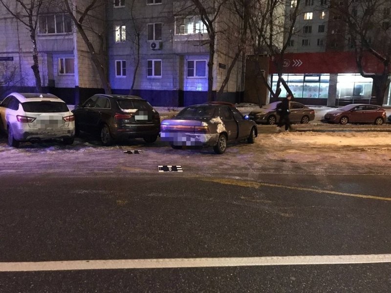 В Москве 17-летний подросток купил машину, а через три недели сбил женщину на огромной скорости