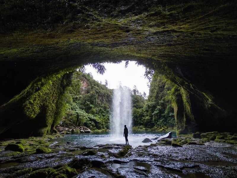 Водопад Оманава в Новой Зеландии