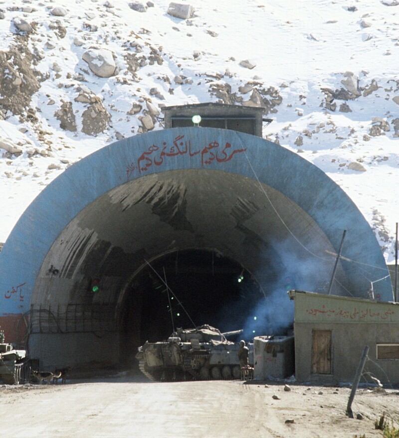 Почему Советский Союз подарил Афганистану многомиллионный тоннель