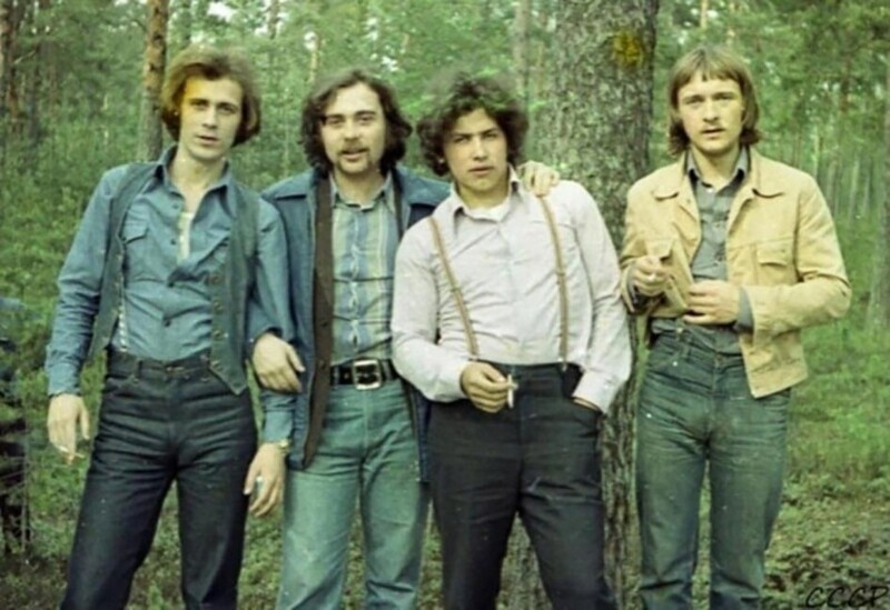 Николай Расторгуев и участники группы "Шестеро молодых". 1979 год