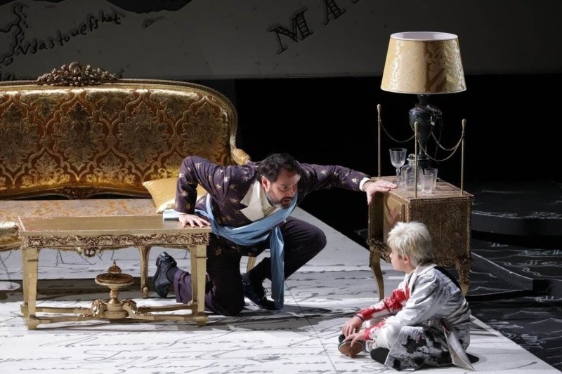Несмотря на протесты миланский театр «Ла Скала» открыл сезон оперой «Борис Годунов»