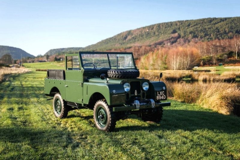 Личный Land Rover короля Георга VI выставлен на аукцион