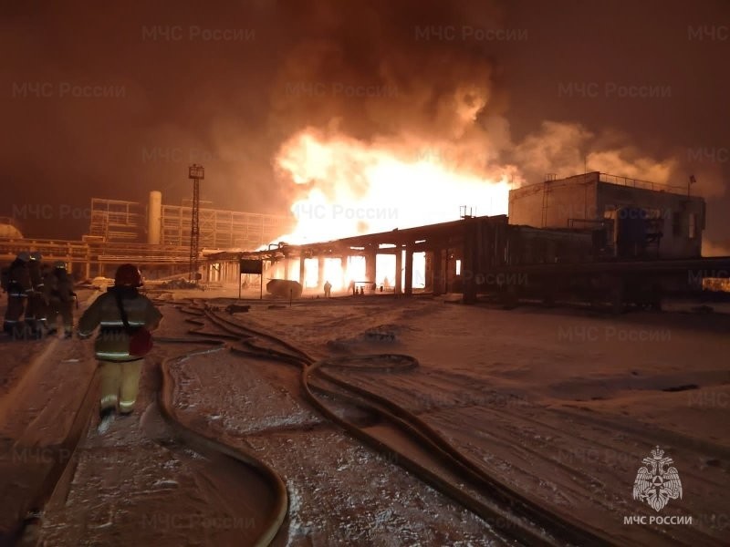 "Ой, потолок упал!": на нефтеустановке в Ангарске прогремел взрыв, есть погибшие