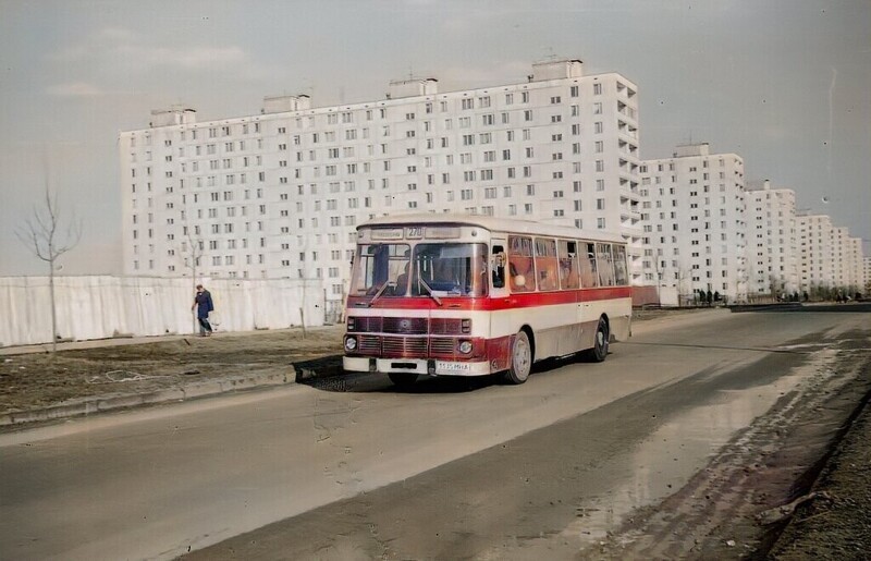 Автобус ЛиАЗ-677М на 3-м Дорожном проезде, 1981 год.  Район: Чертаново Южное