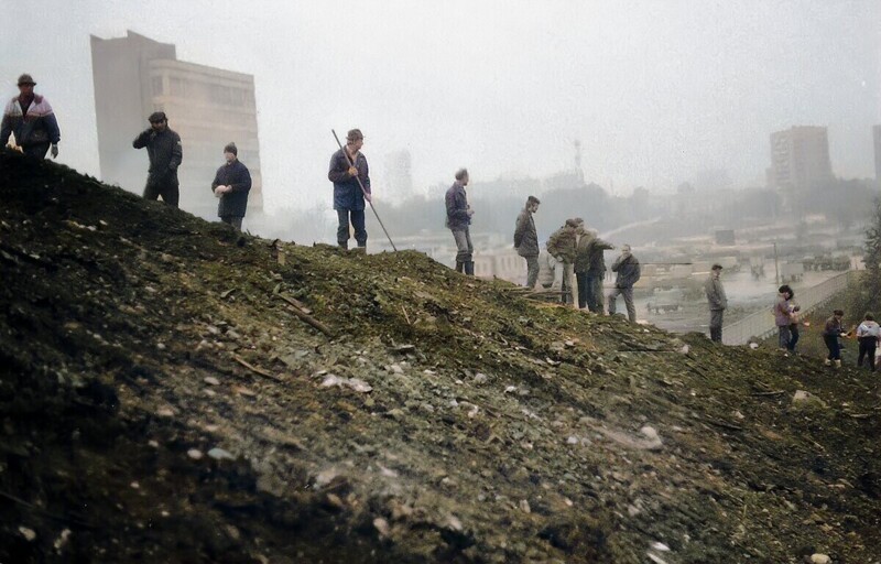 Вид в сторону станции метро Нагорная с горы спортклуба "Кант", 1989 год.