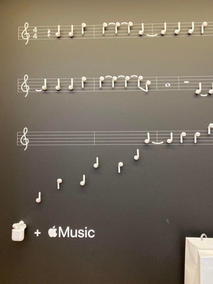 Этот действительно крутой дисплей я нашел в Apple Store на Манхэттене