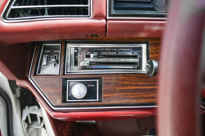 Яхта на колесах: роскошный седан Buick Electra Limited 1976 года