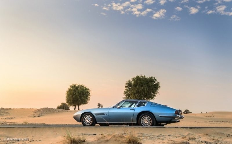 Итальянский десерт в пустыне: в погоне за восходом солнца в Дубае на Maserati Ghibli SS