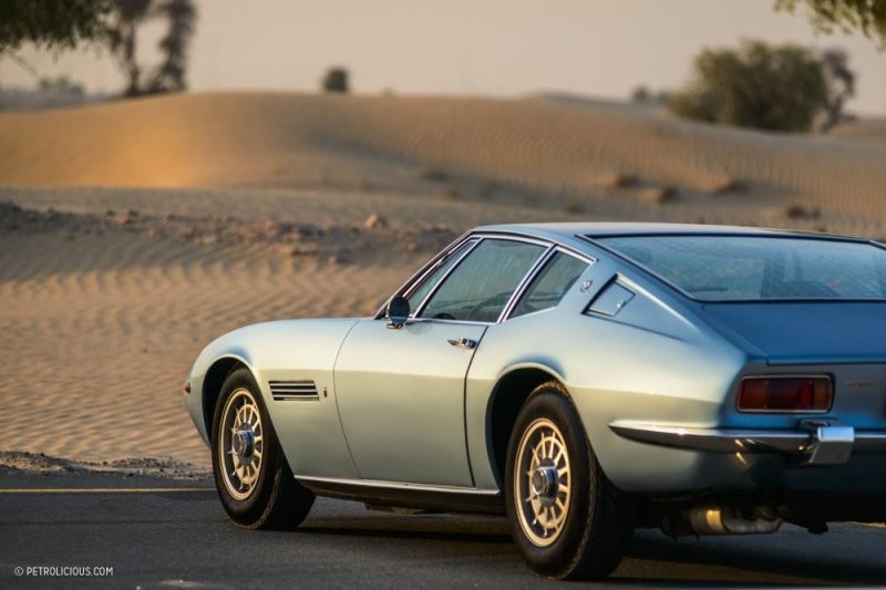 Итальянский десерт в пустыне: в погоне за восходом солнца в Дубае на Maserati Ghibli SS