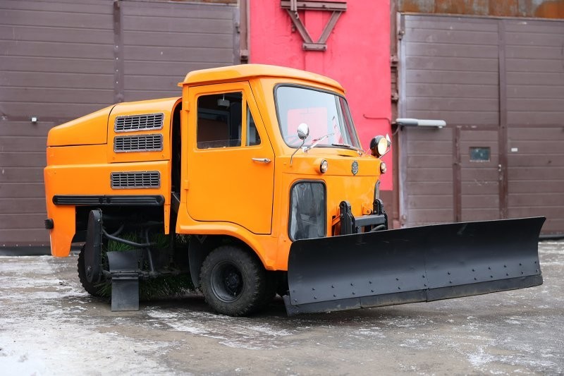 Реставрация советской тротуароуборочной машины «труженик»⁠⁠