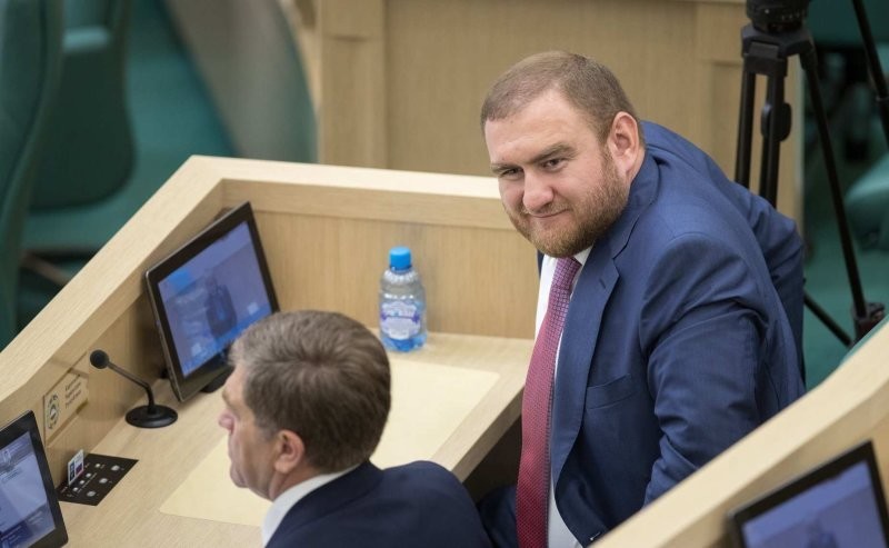 Суд приговорил экс-сенатора от КЧР Арашукова к пожизненному заключению