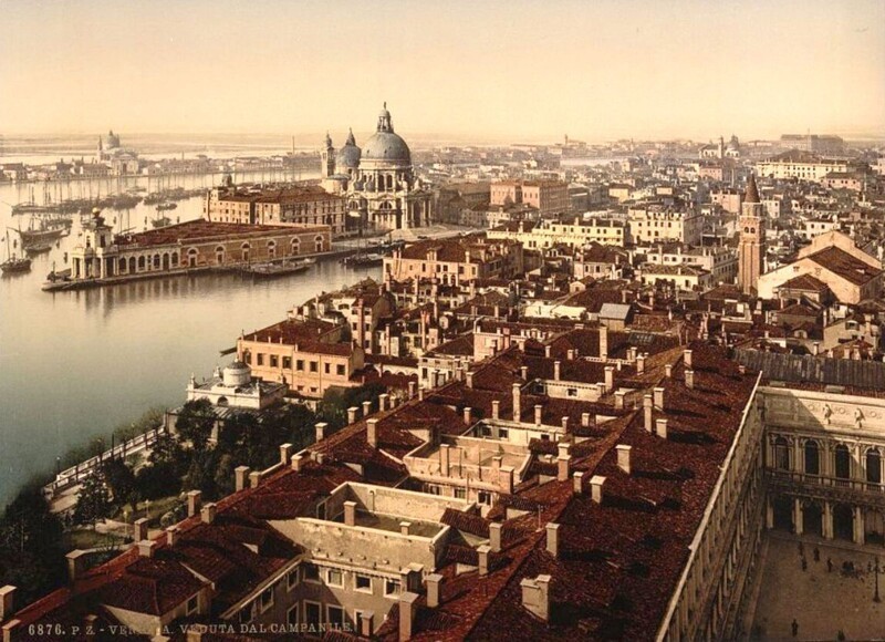Вид с колокольни. Венеция. Королевство Италия. Фотохромная открытка. 1890 год