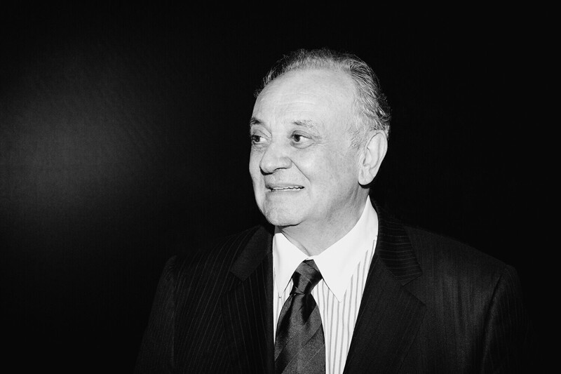 Анджело Бадаламенти (22 марта 1937 г - 11 декабря 2022 г.)