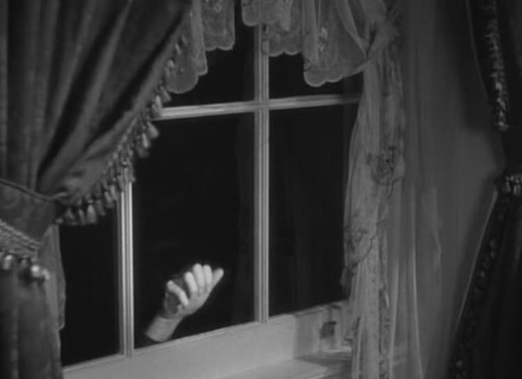 Привидения - 15 реальных историй о домах с призраками