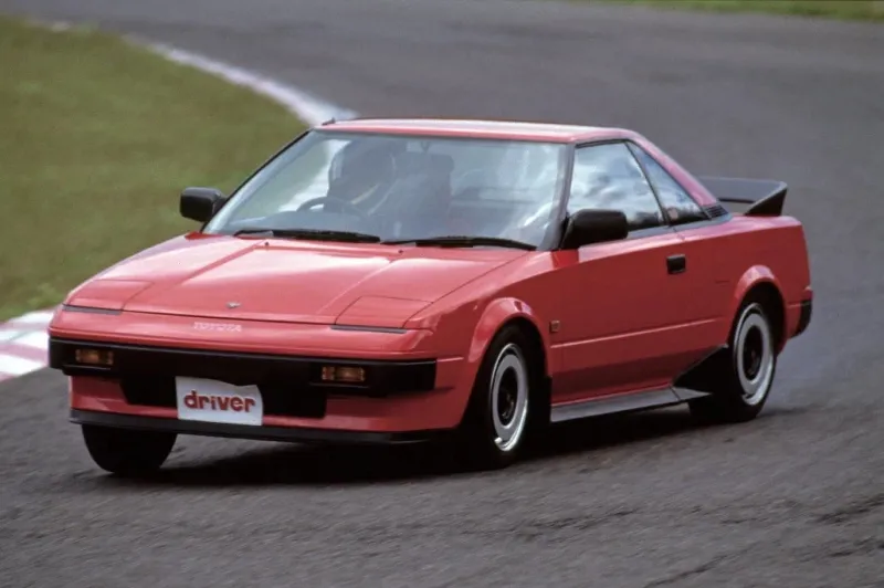 Toyota MR2 Mk1: "Феррари" для бедных из 80-х, которым очень весело управлять