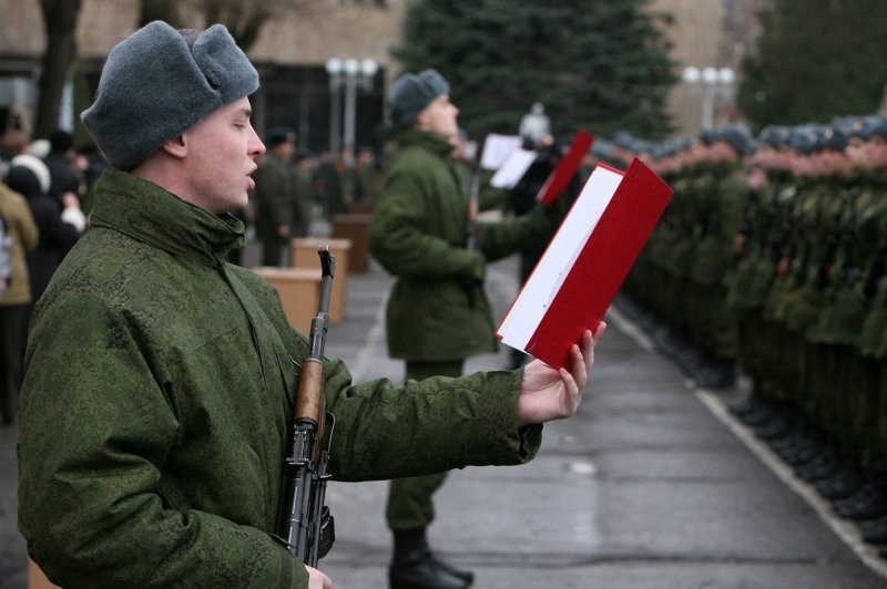 Россиян до 30 лет могут призвать в армию уже этой весной