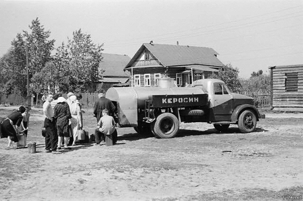 Старые услуги. Автотуризм 50-60-е годов в СССР.. Деревня 60-е годы. СССР деревня 60-е. 1963 Год в СССР В фотографиях.