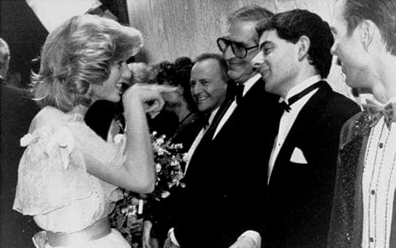 Принцесса Диана встречается с комиком Роуэном Аткинсоном. 1984 год
