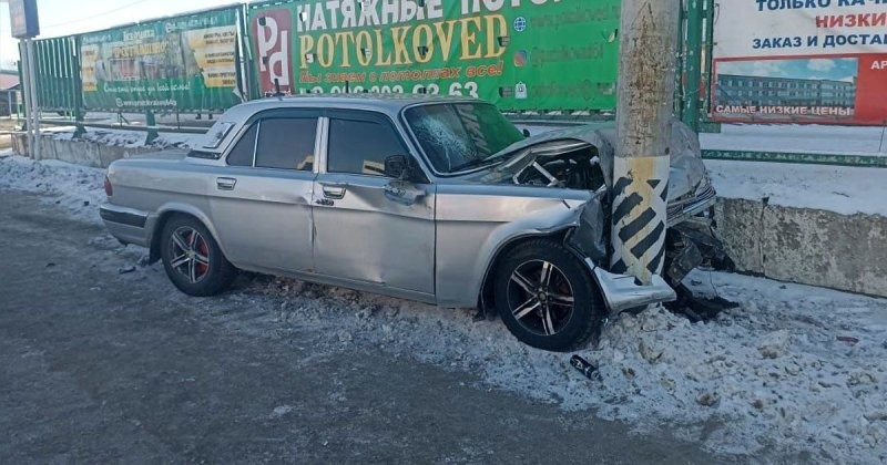 Низколетящая «баржа»: ДТП с участием двух автомобилей в Саратовской области