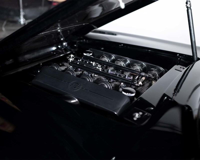 Рестомод Corvette 1959 года получил современный 7-литровый двигатель V8 и пневматическую подвеску