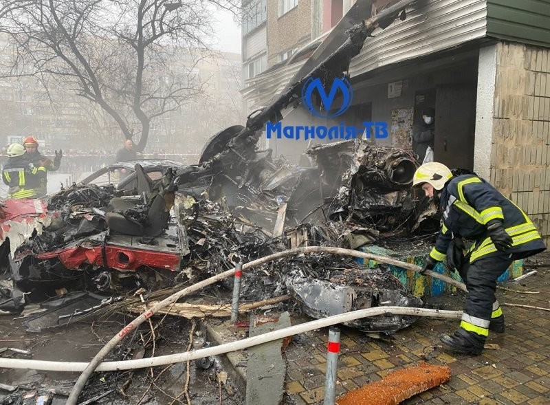 В Киевской области возле детского сада рухнул вертолёт