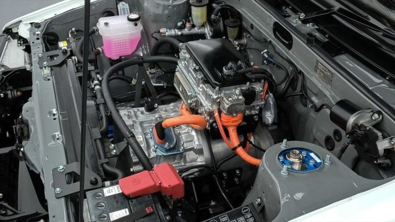 Toyota представила электрический и водородный рестомоды AE86