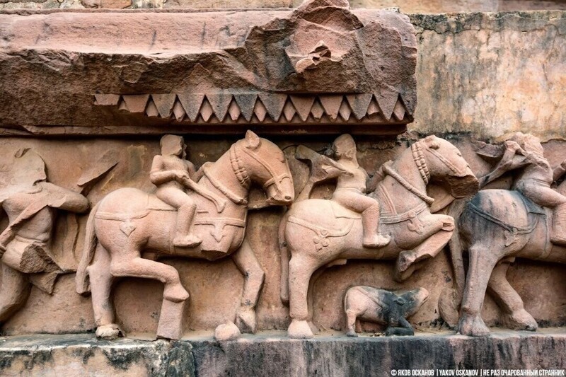 Некоторые грани неприличия древних индийцев: каменные изваяния Каджурахо