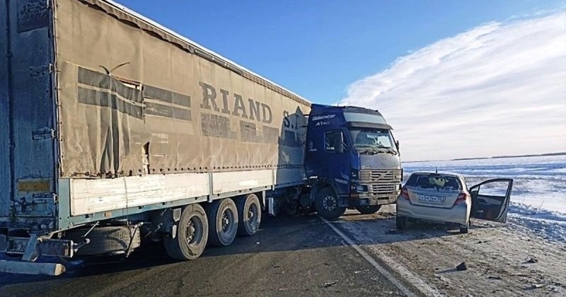 Авария дня. Иностранец устроил смертельное ДТП в Омской области