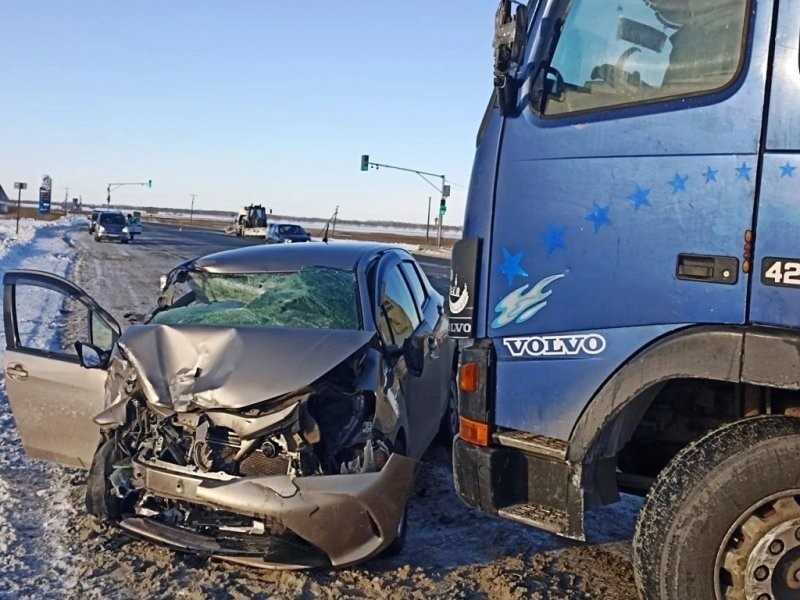Авария дня. Иностранец устроил смертельное ДТП в Омской области