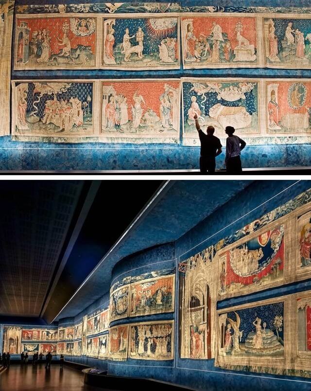 Гобелен "Апокалипсис", сотканный в Париже в 1377-1382 годах. На нем изображена история Апокалипсиса из Книги Откровения святого Иоанна Богослова в красочных изображениях, размещенных на 6 гобеленах, которые первоначально насчитывали 90 сцен